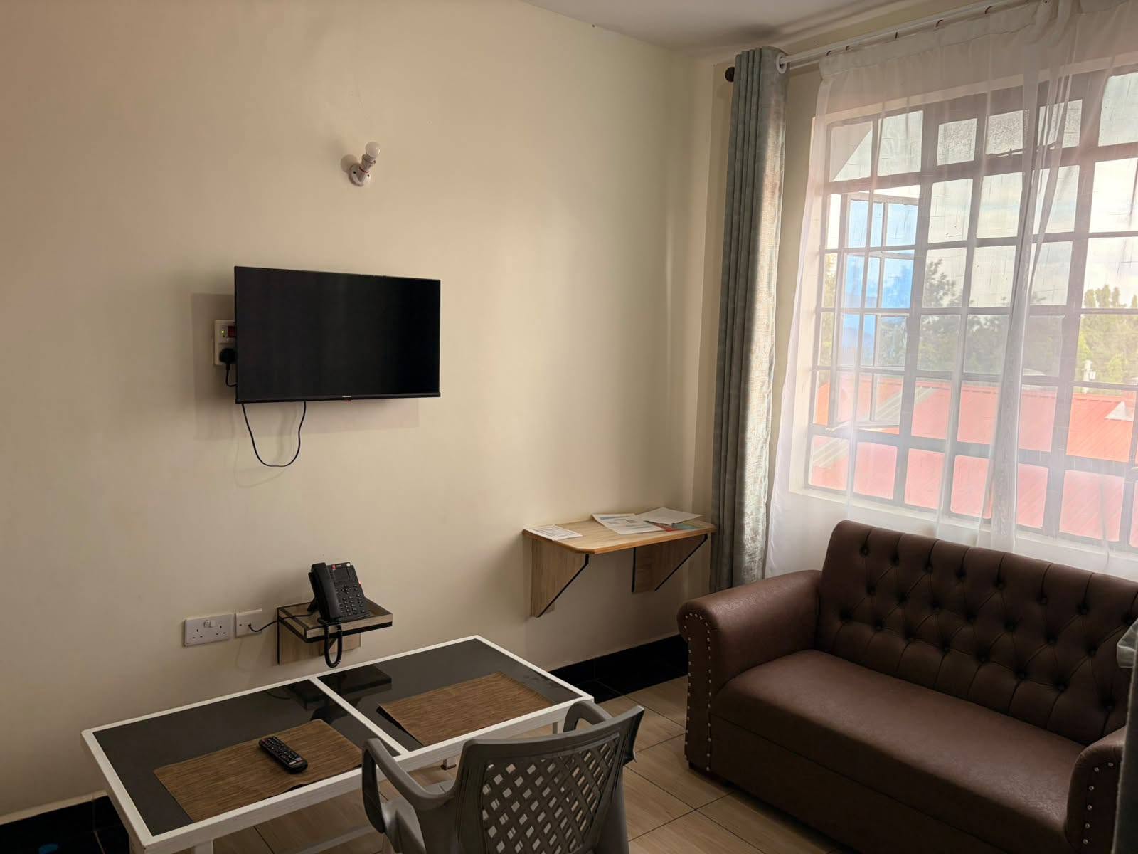 One-Bedroom Apartment — view 2